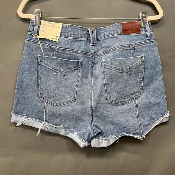Womens Unpublished Marcia-High Waist Retro Fit Jean Shorts. Size 32 - Picture 2 of 4